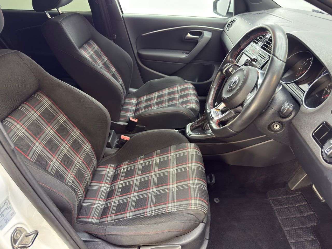 2017 VOLKSWAGEN POLO 2017 VOLKSWAGEN POLO
