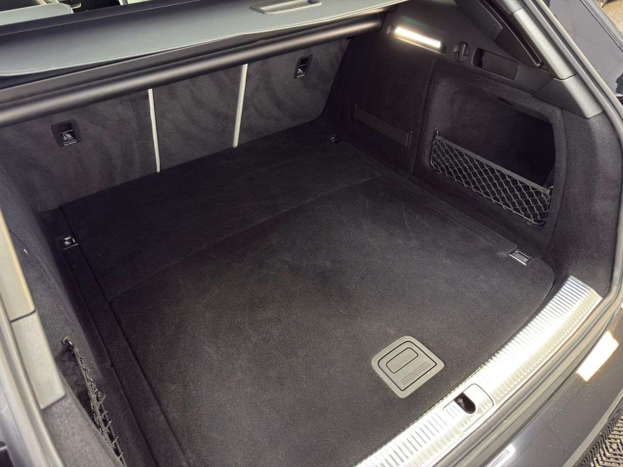 2022 AUDI RS4 AVANT 2022 AUDI RS4 AVANT