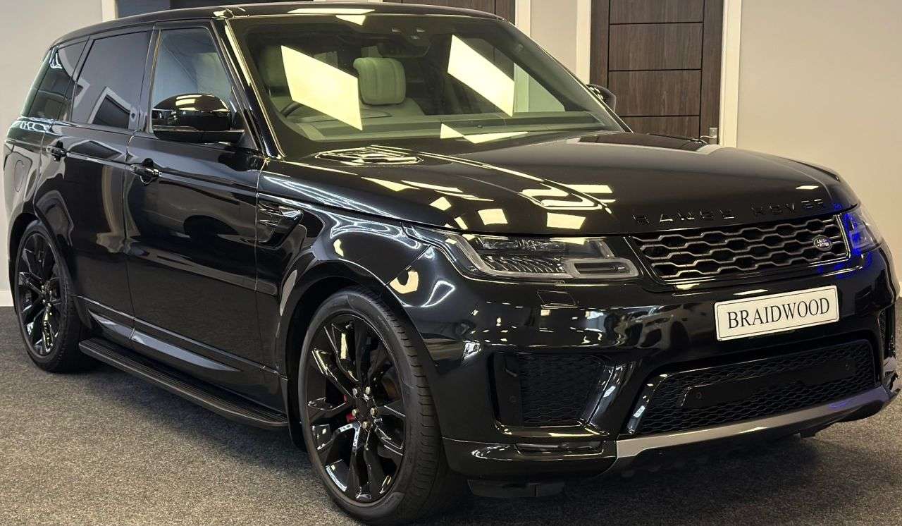 A 2019 LAND ROVER RANGE ROVER SPORT 3.0 SD V6 HSE SUV 5dr Diesel Auto 4WD Euro 6 (s/s) (306 ps) A 2019 LAND ROVER RANGE ROVER SPORT 3.0 SD V6 HSE SUV 5dr Diesel Auto 4WD Euro 6 (s/s) (306 ps)