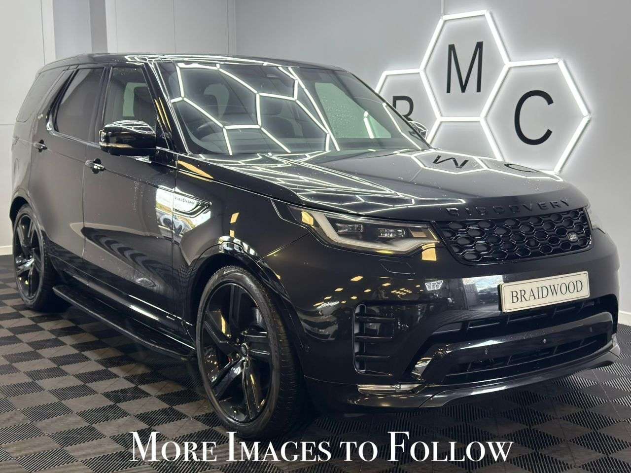A 2021 LAND ROVER DISCOVERY 3.0 D300 MHEV R-Dynamic HSE SUV 5dr Diesel Auto 4WD Euro 6 (s/s) (300 ps) A 2021 LAND ROVER DISCOVERY 3.0 D300 MHEV R-Dynamic HSE SUV 5dr Diesel Auto 4WD Euro 6 (s/s) (300 ps)