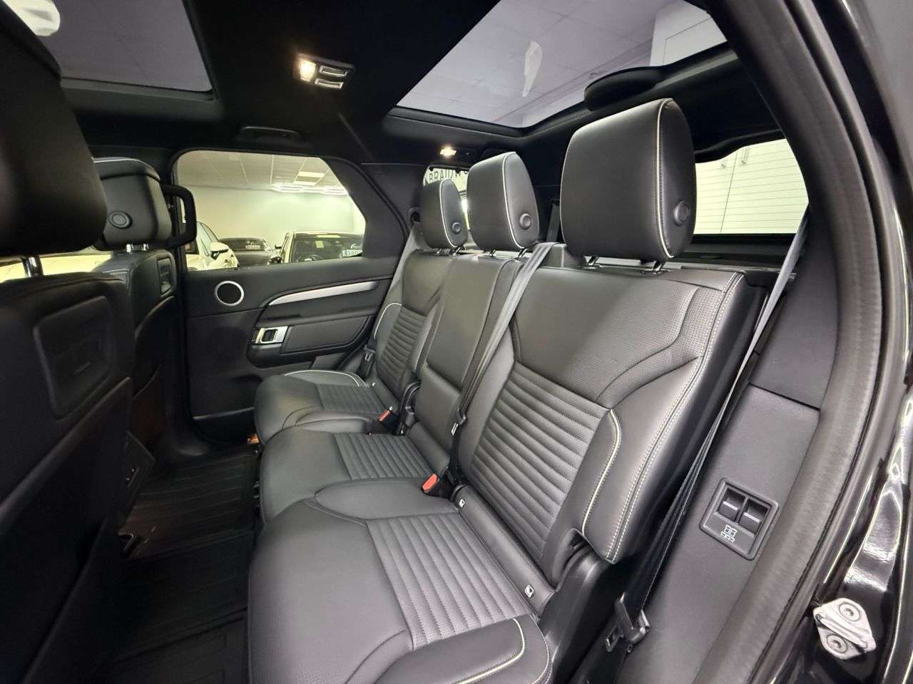 2021 LAND ROVER DISCOVERY 2021 LAND ROVER DISCOVERY