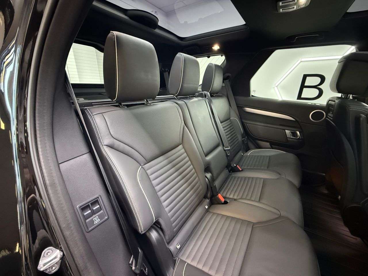 2021 LAND ROVER DISCOVERY 2021 LAND ROVER DISCOVERY