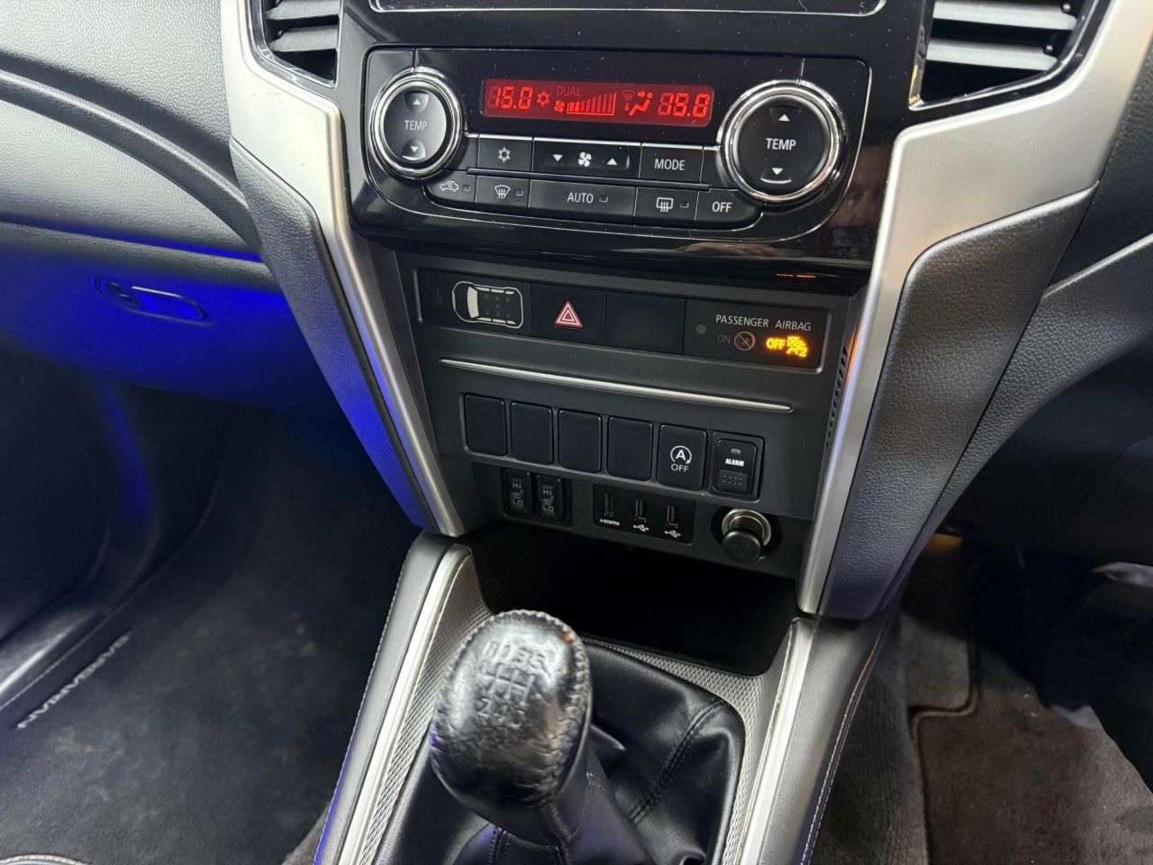 2021 MITSUBISHI L200 2021 MITSUBISHI L200