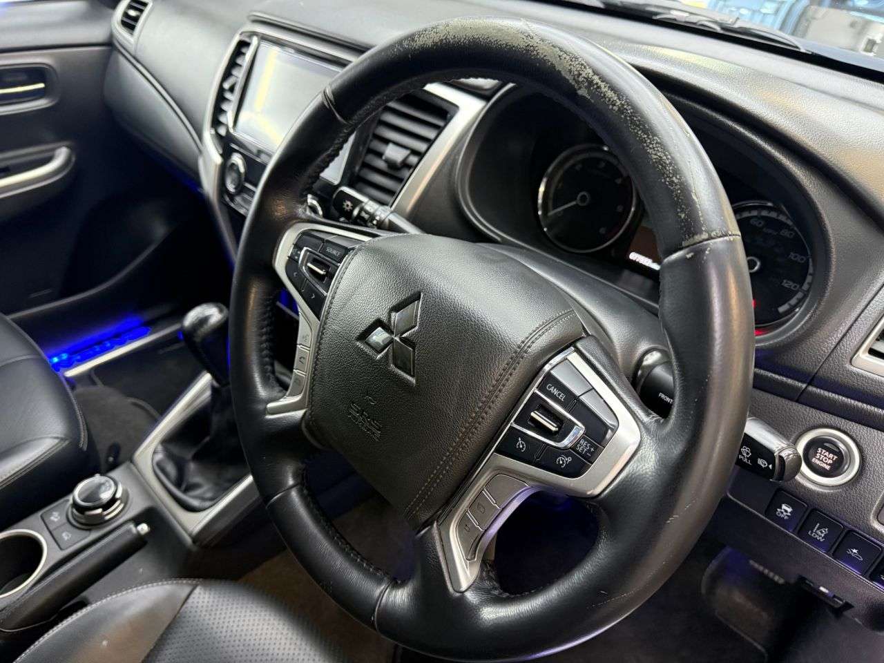 2021 MITSUBISHI L200 2021 MITSUBISHI L200