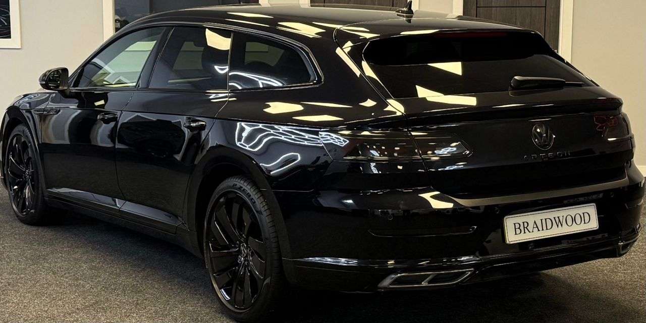 A 2023 VOLKSWAGEN ARTEON 2.0 TSI R-Line Shooting Brake 5dr Petrol DSG Euro 6 (s/s) (190 ps) A 2023 VOLKSWAGEN ARTEON 2.0 TSI R-Line Shooting Brake 5dr Petrol DSG Euro 6 (s/s) (190 ps)