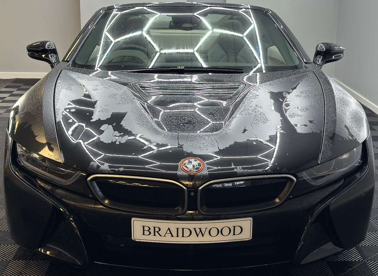 A 2018 BMW I8 1.5 11.6kWh Roadster 2dr Petrol Plug-in Hybrid Auto 4WD Euro 6 (s/s) (374 p A 2018 BMW I8 1.5 11.6kWh Roadster 2dr Petrol Plug-in Hybrid Auto 4WD Euro 6 (s/s) (374 p