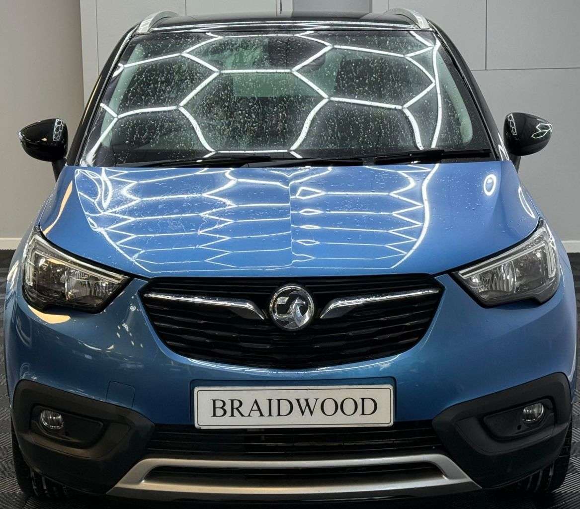 A 2018 VAUXHALL CROSSLAND X 1.2 Elite SUV 5dr Petrol Manual Euro 6 (81 ps) A 2018 VAUXHALL CROSSLAND X 1.2 Elite SUV 5dr Petrol Manual Euro 6 (81 ps)