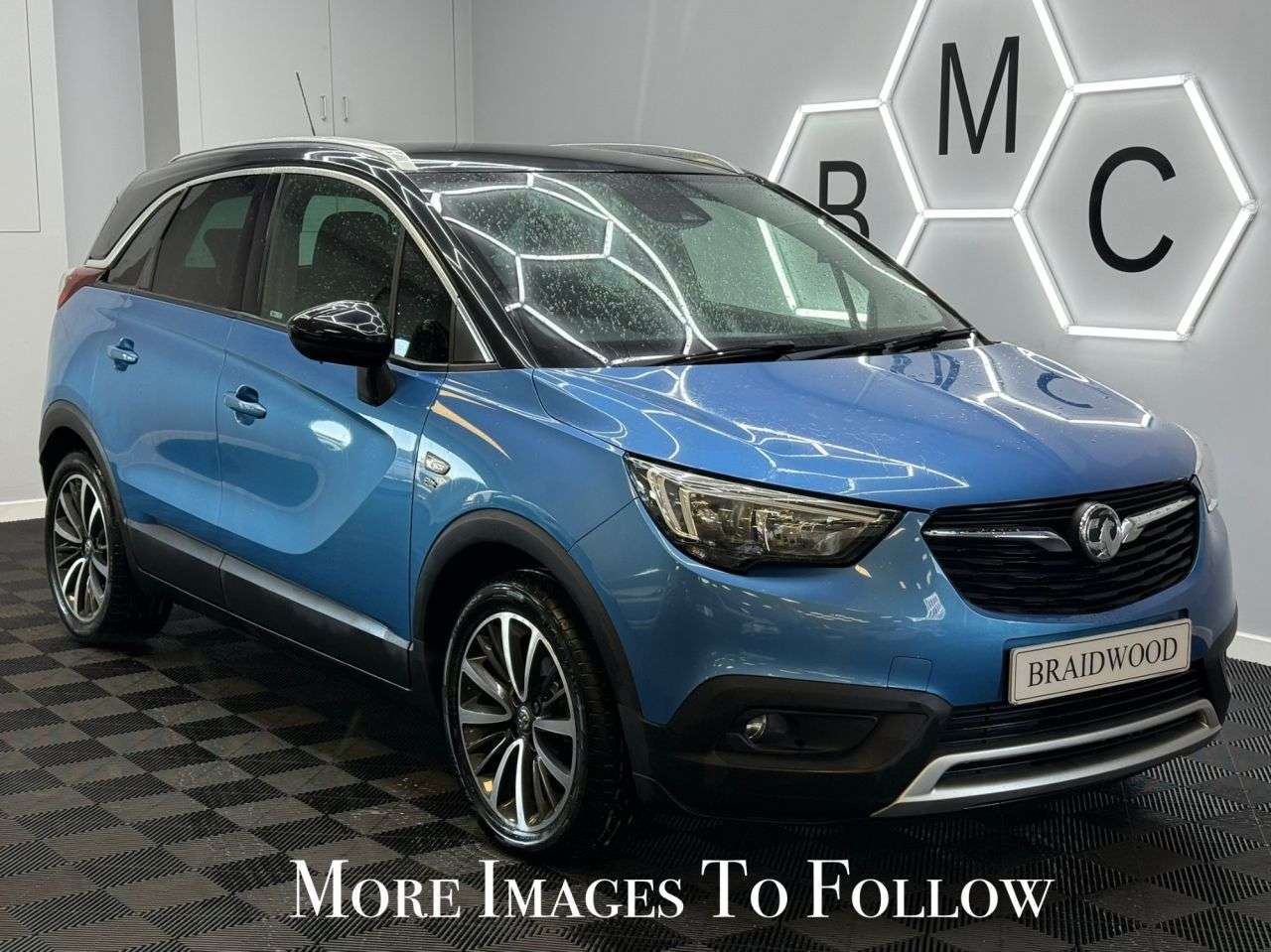 A 2018 VAUXHALL CROSSLAND X 1.2 Elite SUV 5dr Petrol Manual Euro 6 (81 ps) A 2018 VAUXHALL CROSSLAND X 1.2 Elite SUV 5dr Petrol Manual Euro 6 (81 ps)