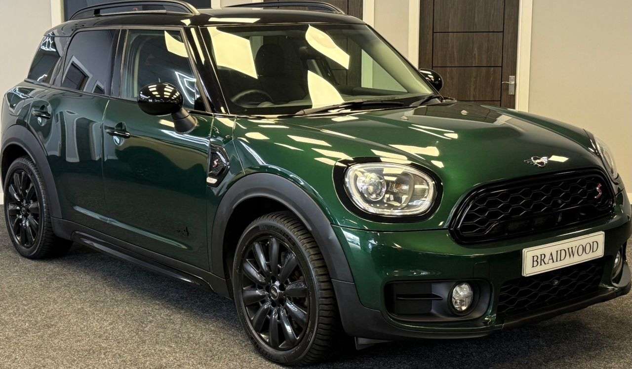 A 2018 MINI COUNTRYMAN 2.0 Cooper SD SUV 5dr Diesel Auto ALL4 Euro 6 (s/s) (190 ps) A 2018 MINI COUNTRYMAN 2.0 Cooper SD SUV 5dr Diesel Auto ALL4 Euro 6 (s/s) (190 ps)