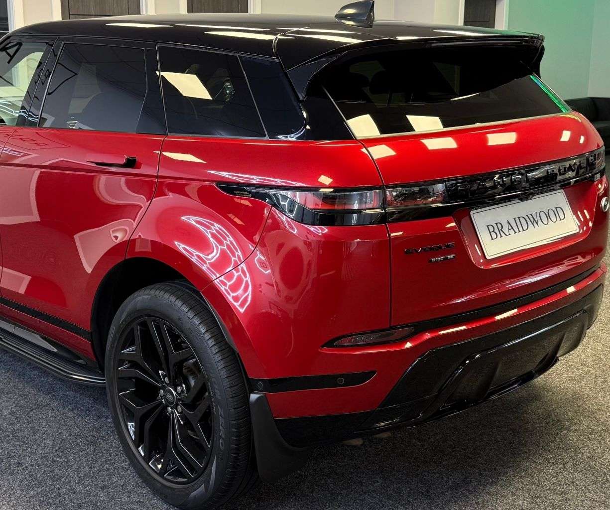 2019 LAND ROVER RANGE ROVER EVOQUE 2019 LAND ROVER RANGE ROVER EVOQUE