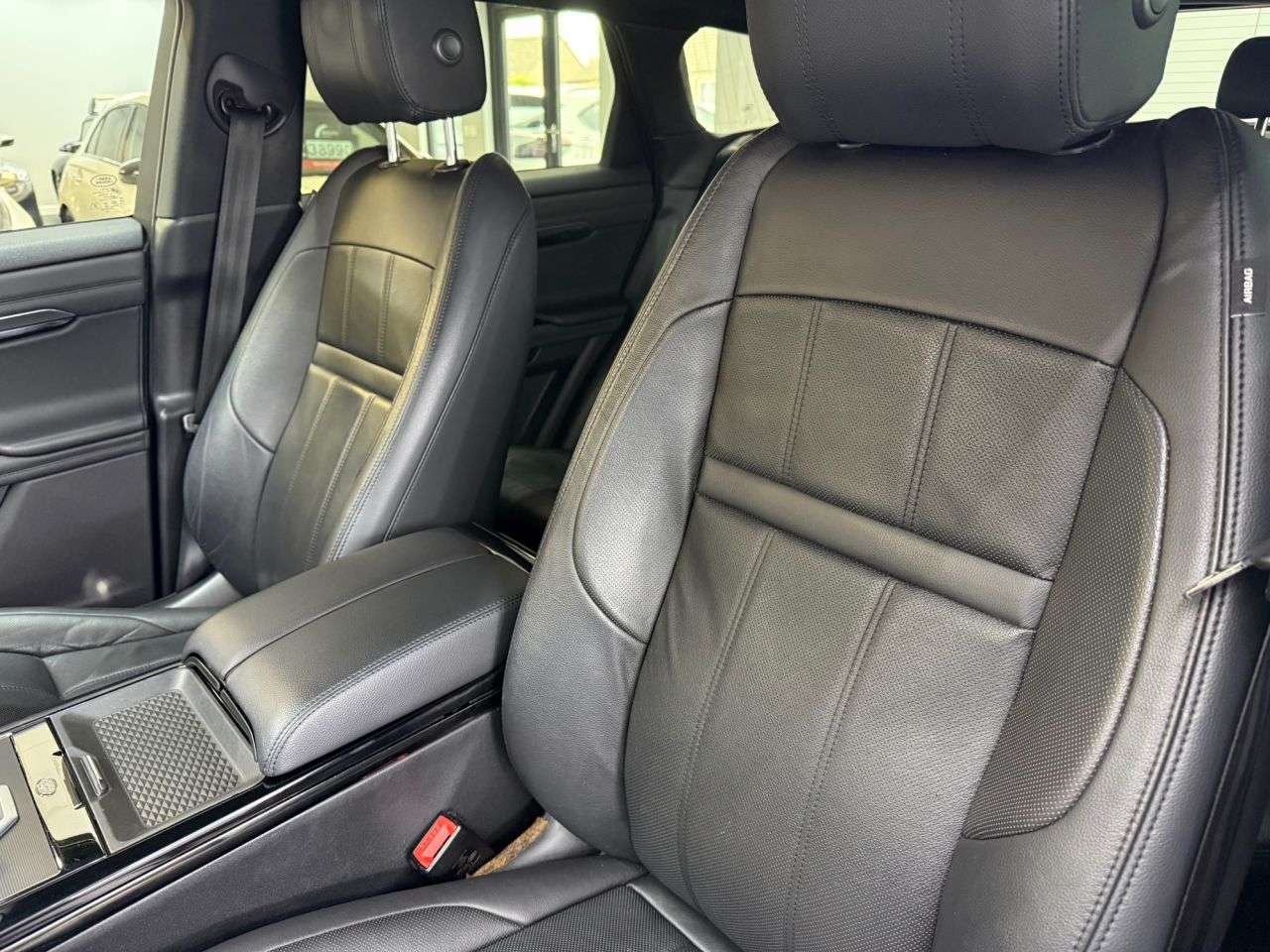 2019 LAND ROVER RANGE ROVER EVOQUE 2019 LAND ROVER RANGE ROVER EVOQUE