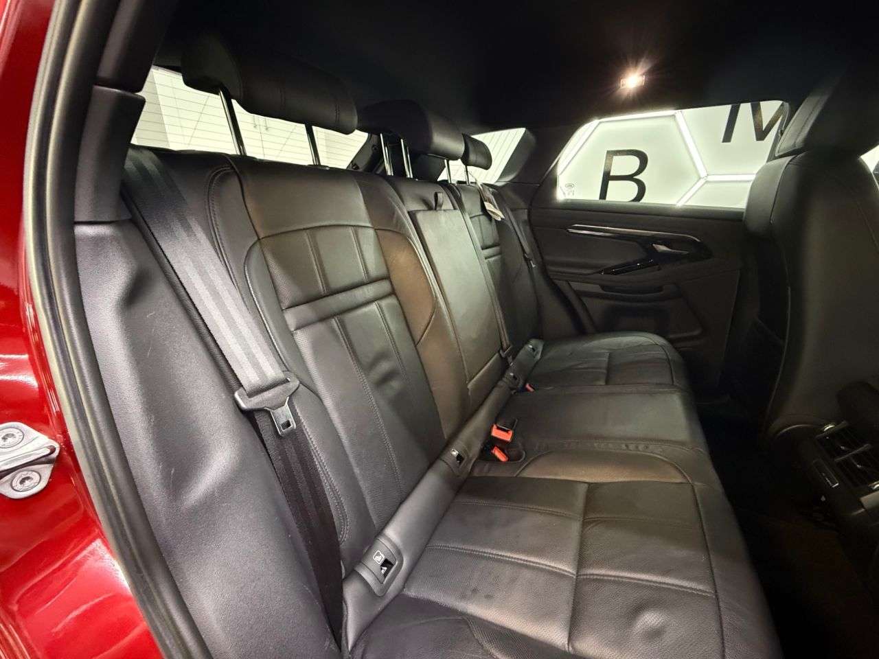 2019 LAND ROVER RANGE ROVER EVOQUE 2019 LAND ROVER RANGE ROVER EVOQUE