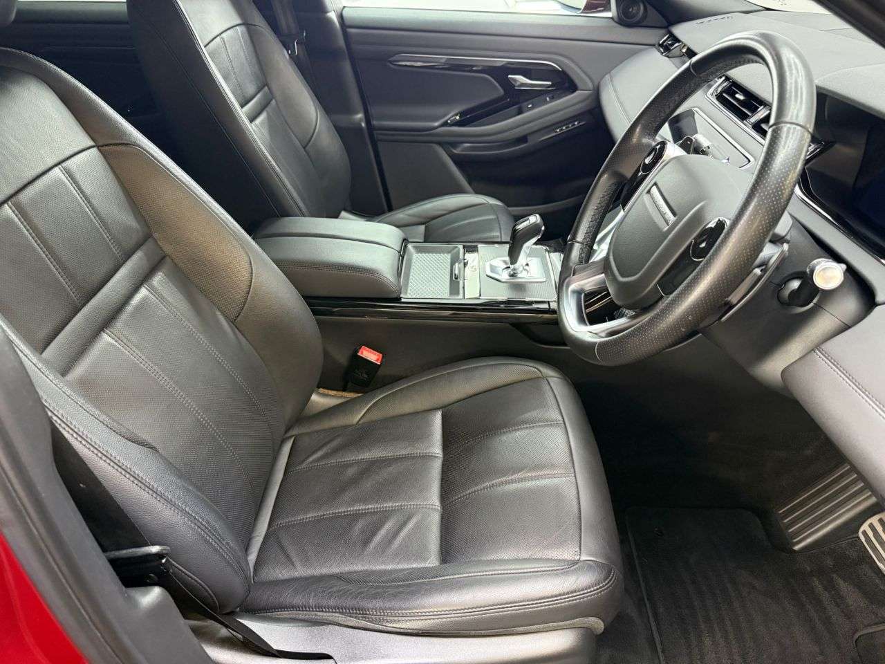 2019 LAND ROVER RANGE ROVER EVOQUE 2019 LAND ROVER RANGE ROVER EVOQUE