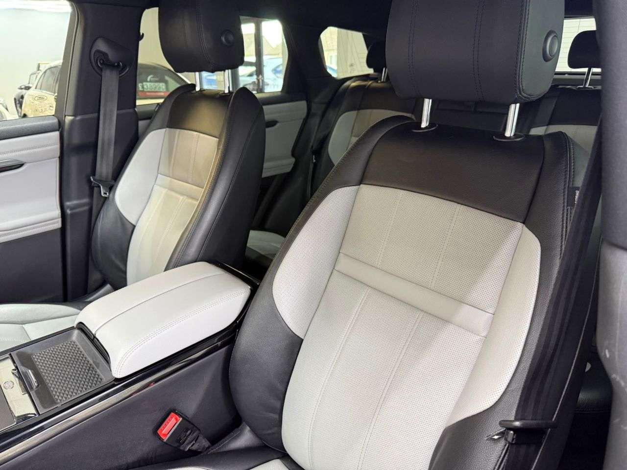 2019 LAND ROVER RANGE ROVER EVOQUE 2019 LAND ROVER RANGE ROVER EVOQUE