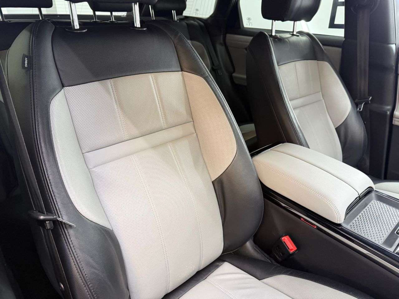 2019 LAND ROVER RANGE ROVER EVOQUE 2019 LAND ROVER RANGE ROVER EVOQUE