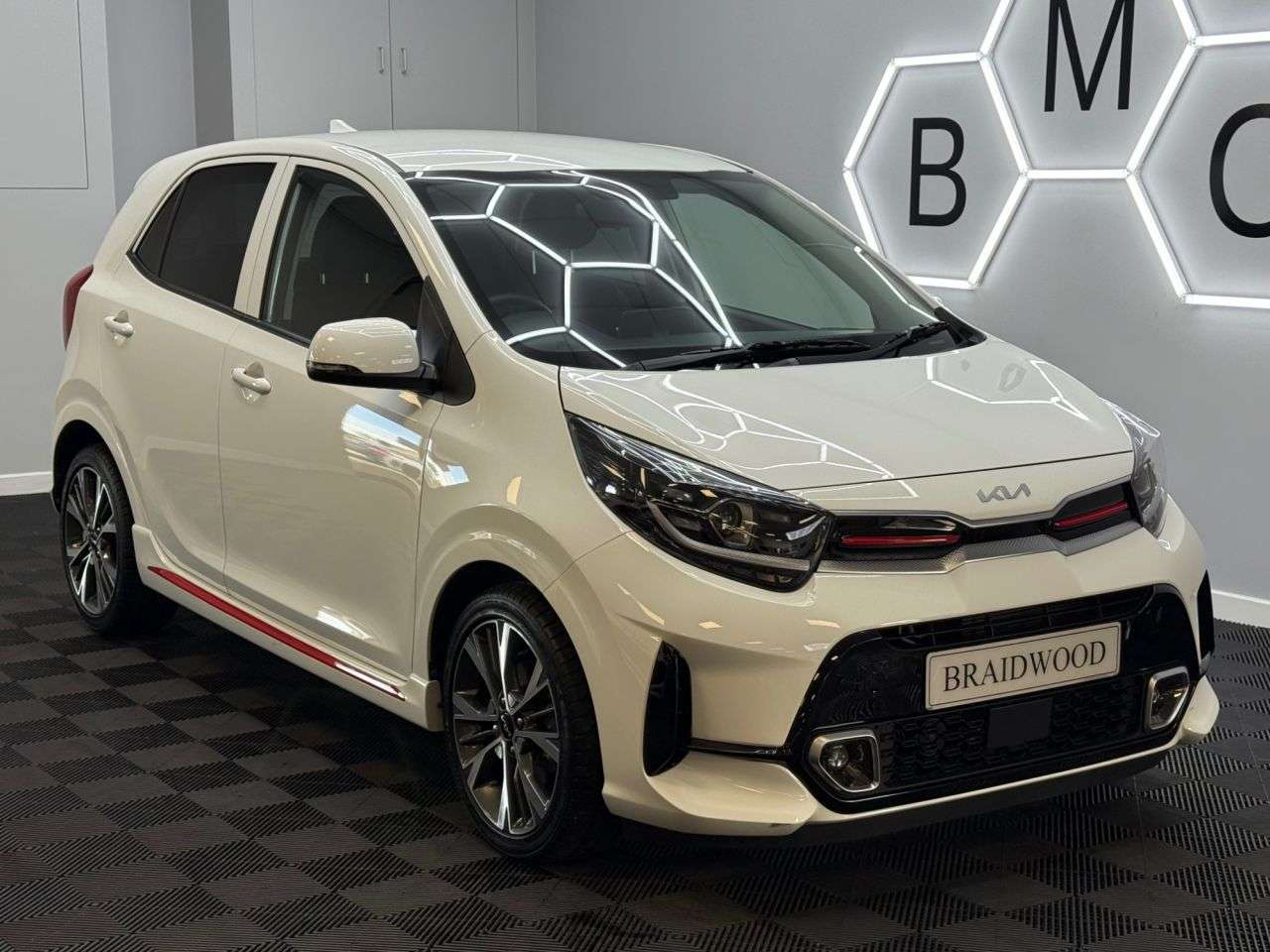 A 2023 KIA PICANTO 1.0 DPi GT-Line Hatchback 5dr Petrol AMT Euro 6 (s/s) (66 bhp) A 2023 KIA PICANTO 1.0 DPi GT-Line Hatchback 5dr Petrol AMT Euro 6 (s/s) (66 bhp)