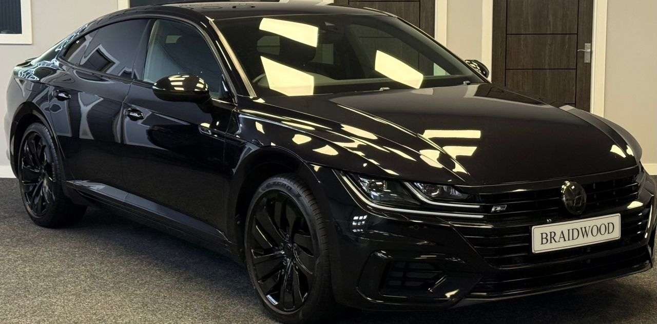 A 2017 VOLKSWAGEN ARTEON 2.0 TSI R-Line Fastback 5dr Petrol DSG Euro 6 (s/s) (190 ps) A 2017 VOLKSWAGEN ARTEON 2.0 TSI R-Line Fastback 5dr Petrol DSG Euro 6 (s/s) (190 ps)