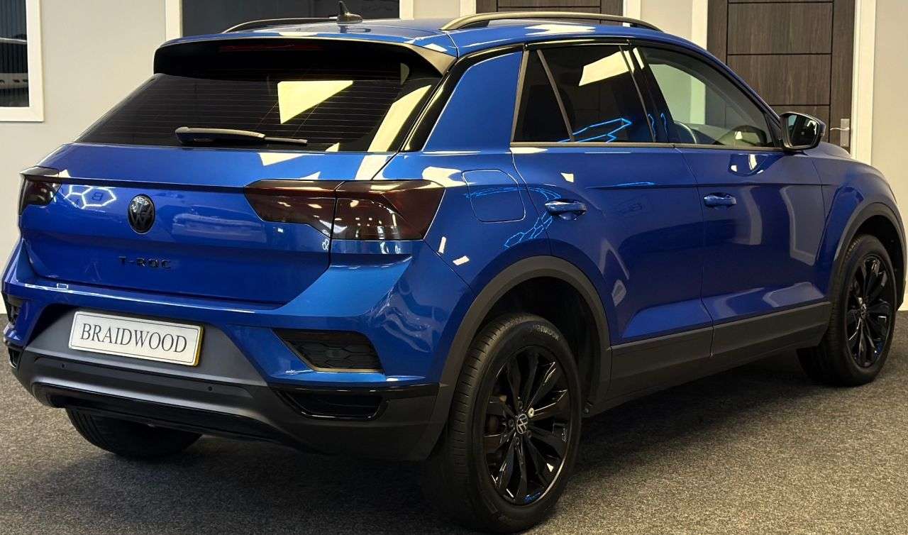 2021 VOLKSWAGEN T-ROC 2021 VOLKSWAGEN T-ROC