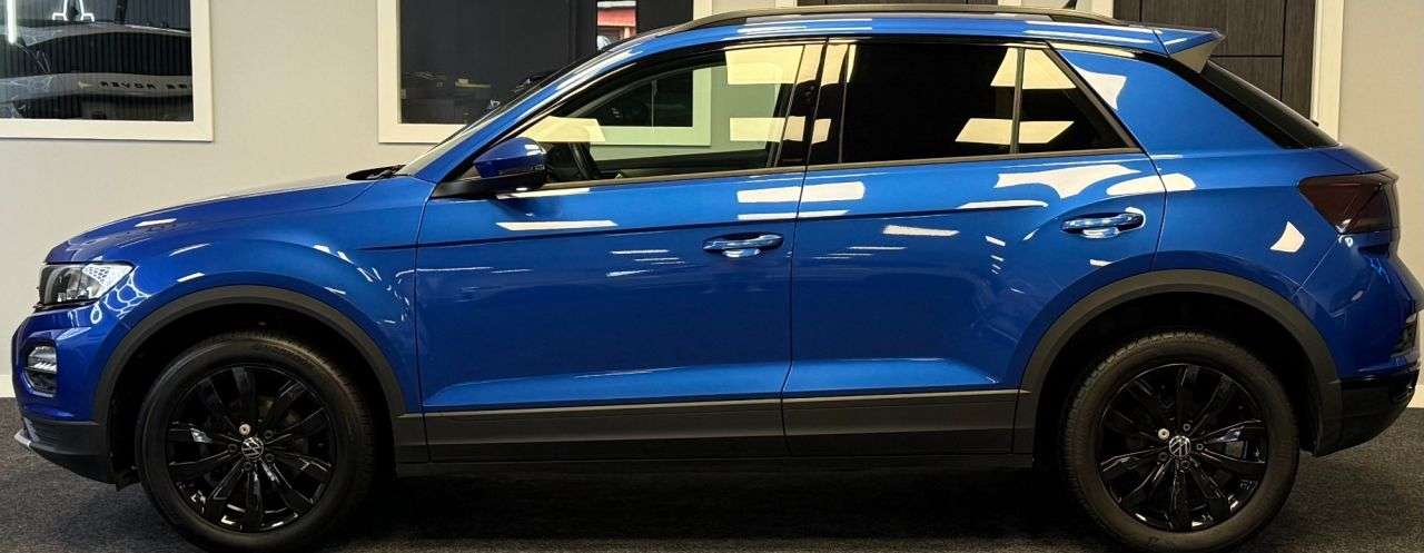 2021 VOLKSWAGEN T-ROC 2021 VOLKSWAGEN T-ROC