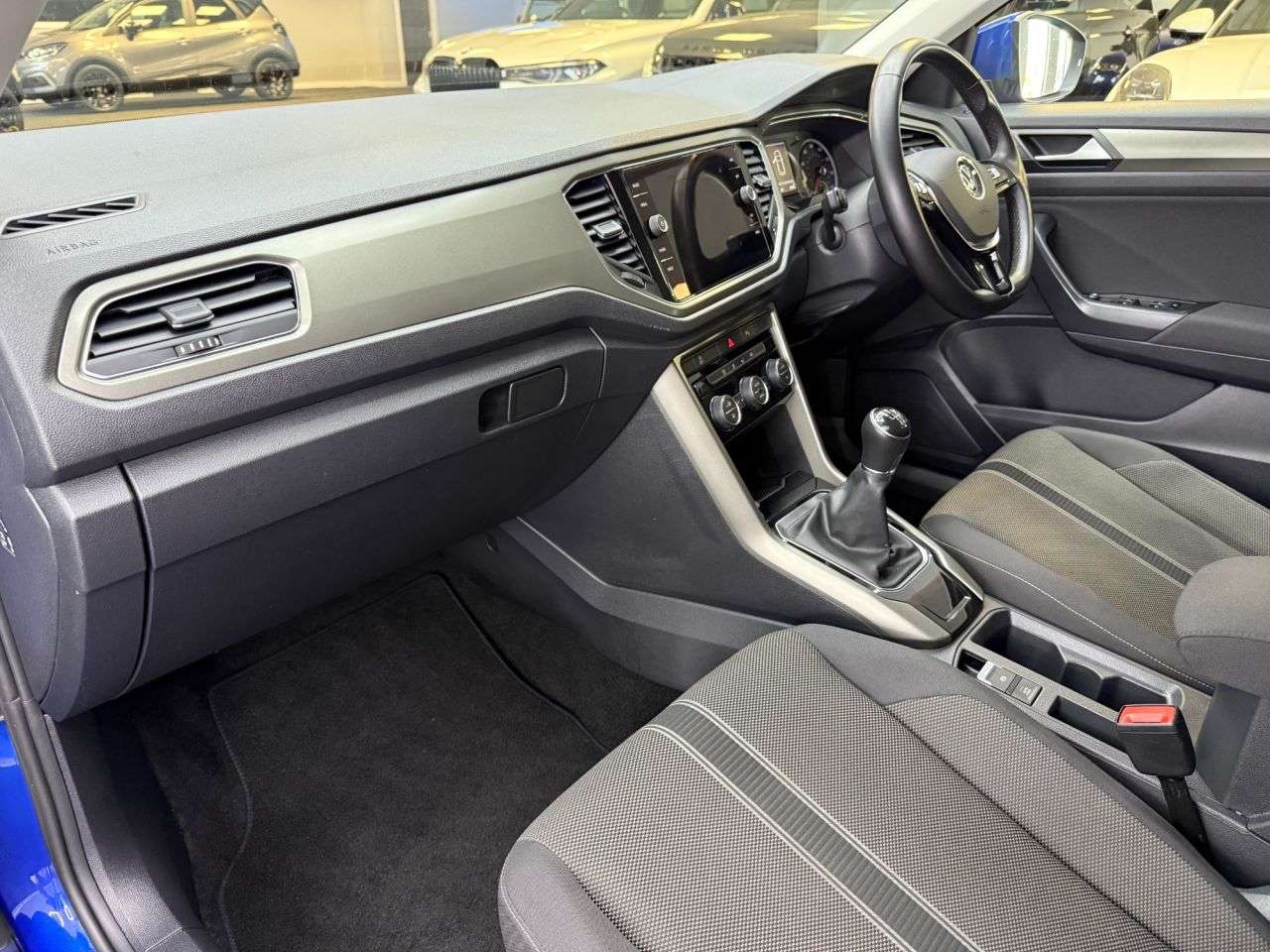 2021 VOLKSWAGEN T-ROC 2021 VOLKSWAGEN T-ROC