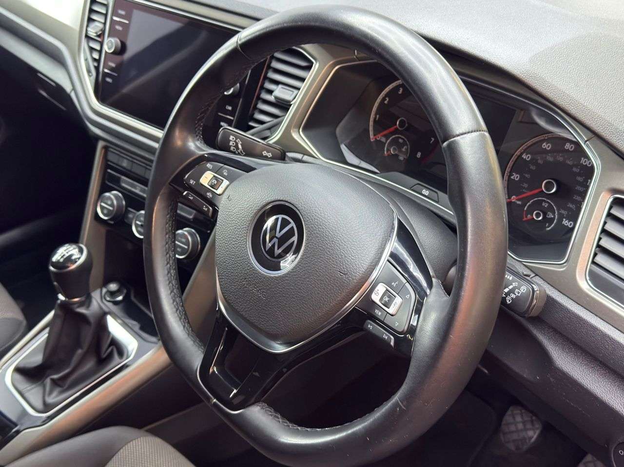 2021 VOLKSWAGEN T-ROC 2021 VOLKSWAGEN T-ROC