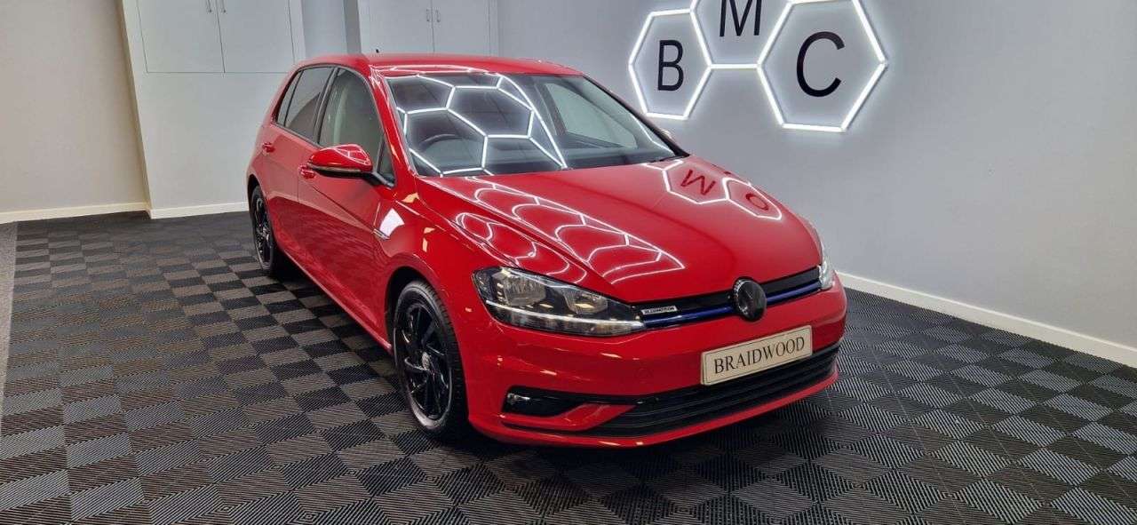 A 2019 VOLKSWAGEN GOLF 1.5 TSI EVO Match Hatchback 5dr Petrol Manual Euro 6 (s/s) (130 ps) A 2019 VOLKSWAGEN GOLF 1.5 TSI EVO Match Hatchback 5dr Petrol Manual Euro 6 (s/s) (130 ps)
