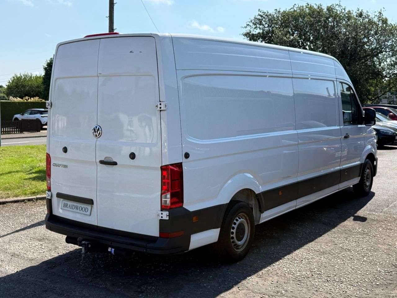 A 2021 VOLKSWAGEN CRAFTER 2.0 TDI CR35 Trendline Panel Van 5dr Diesel Manual FWD LWB High Roof Euro 6 A 2021 VOLKSWAGEN CRAFTER 2.0 TDI CR35 Trendline Panel Van 5dr Diesel Manual FWD LWB High Roof Euro 6