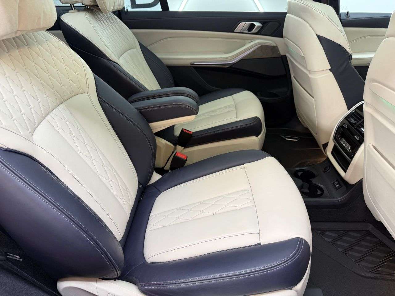 2020 BMW X7 2020 BMW X7