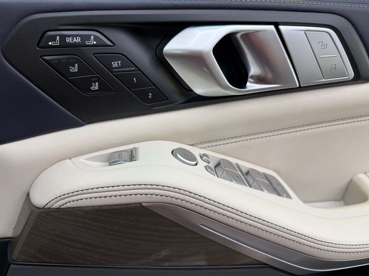 2020 BMW X7 2020 BMW X7