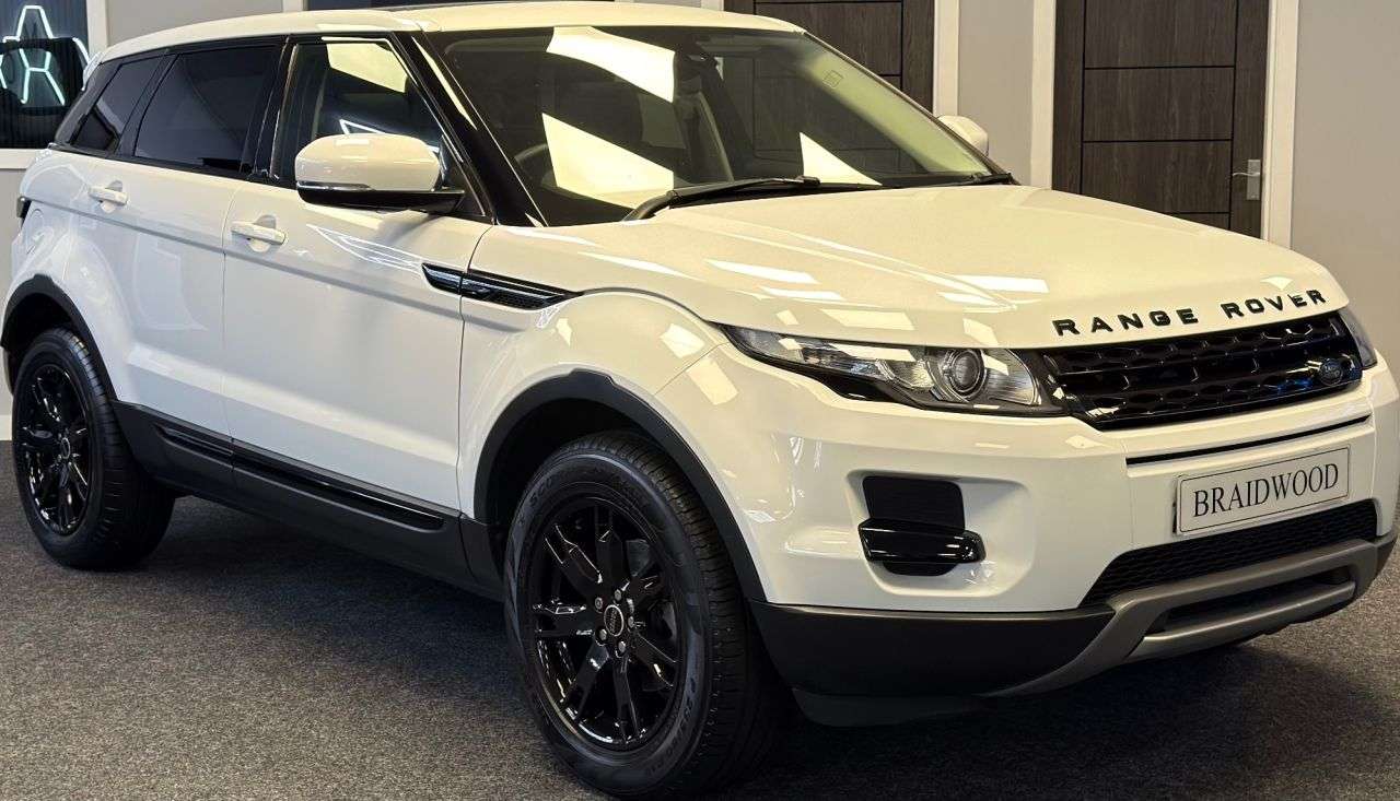 A 2012 LAND ROVER RANGE ROVER EVOQUE 2.2 TD4 Pure SUV 5dr Diesel Manual 4WD Euro 5 (s/s) (150 ps) A 2012 LAND ROVER RANGE ROVER EVOQUE 2.2 TD4 Pure SUV 5dr Diesel Manual 4WD Euro 5 (s/s) (150 ps)