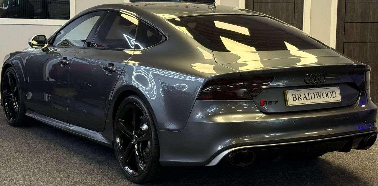 A 2014 AUDI RS7 4.0 TFSI V8 Sportback 5dr Petrol Tiptronic quattro Euro 5 (s/s) (560 ps) A 2014 AUDI RS7 4.0 TFSI V8 Sportback 5dr Petrol Tiptronic quattro Euro 5 (s/s) (560 ps)