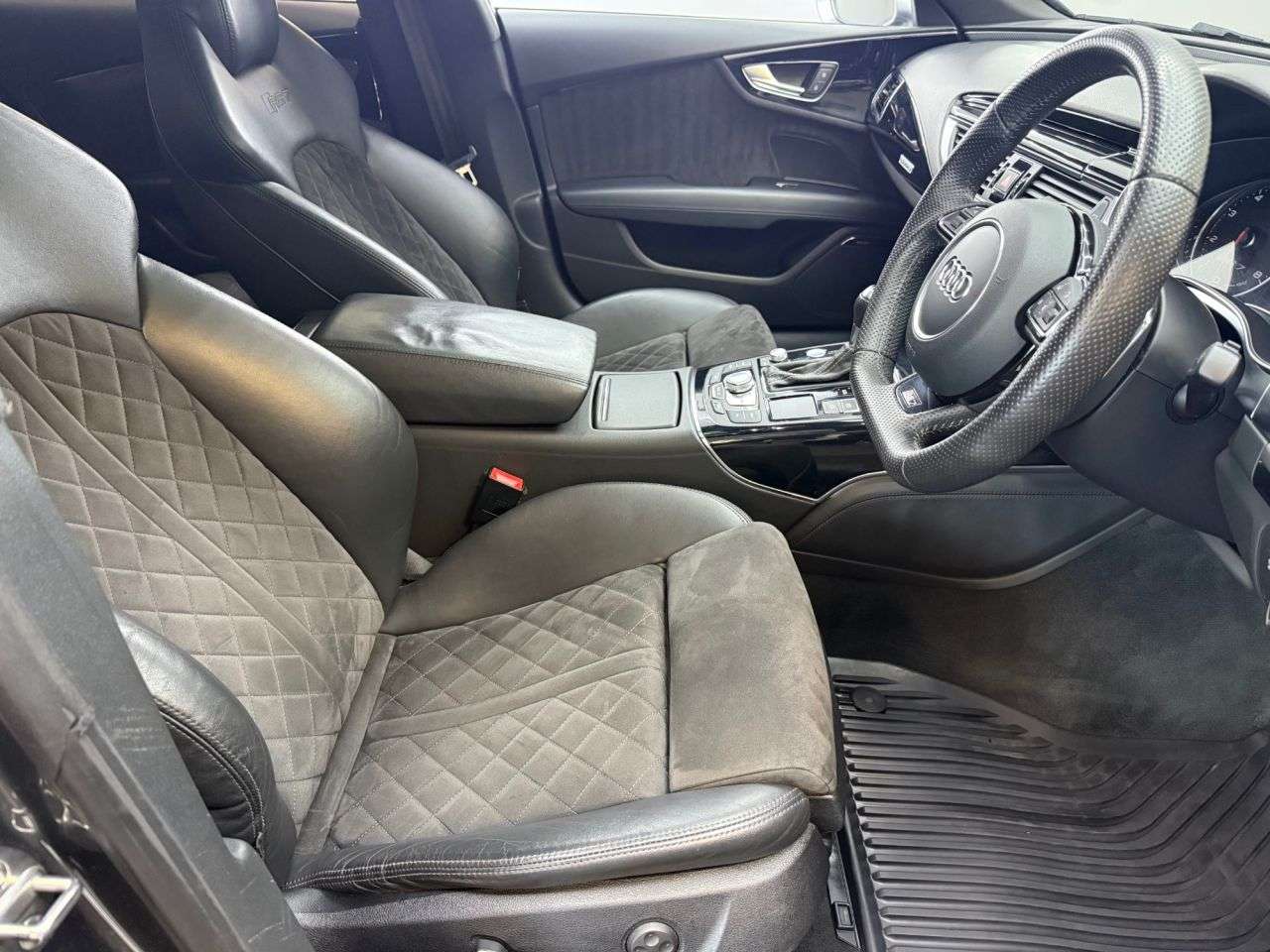 2014 AUDI RS7 2014 AUDI RS7