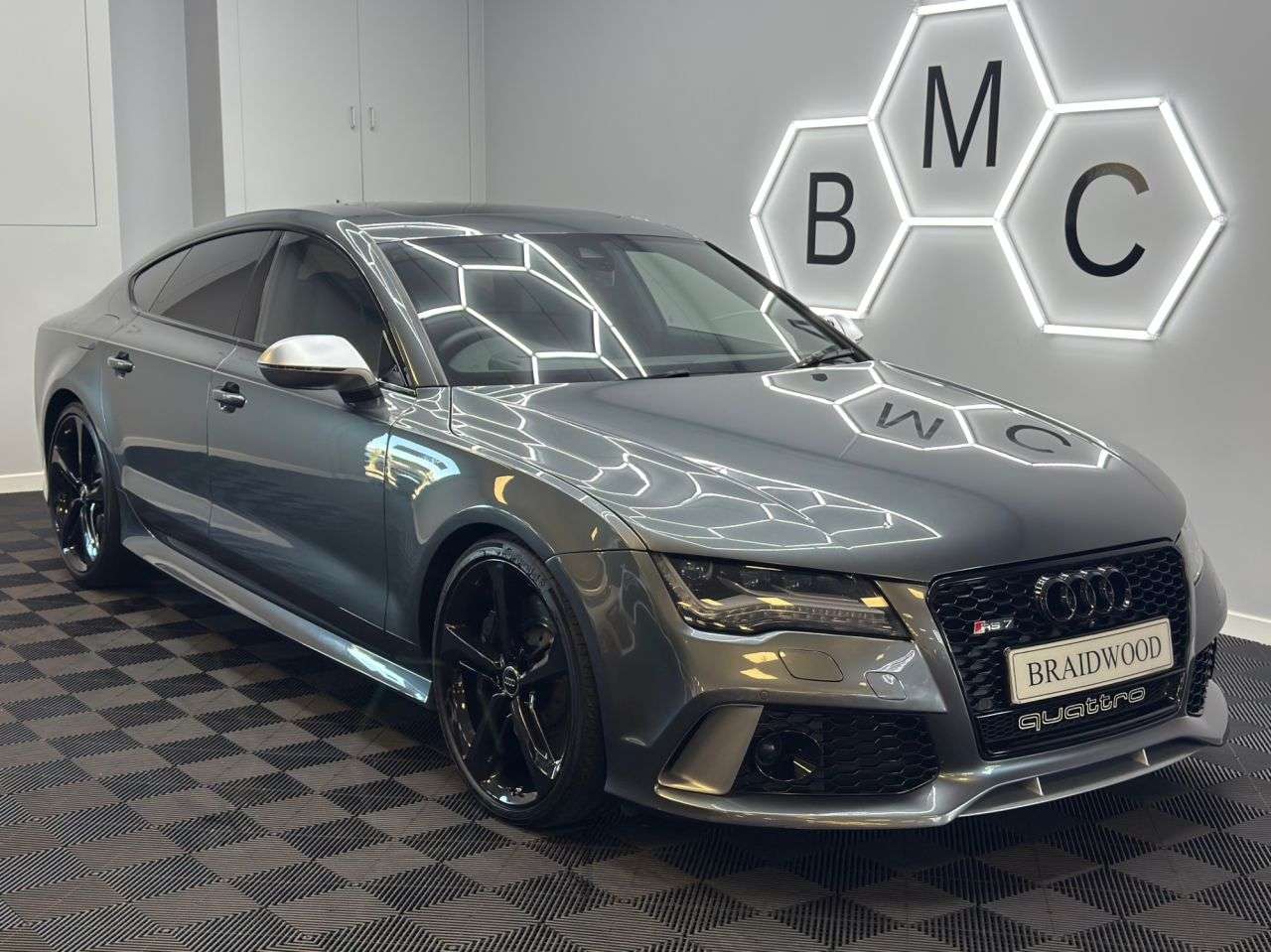 A 2014 AUDI RS7 4.0 TFSI V8 Sportback 5dr Petrol Tiptronic quattro Euro 5 (s/s) (560 ps) A 2014 AUDI RS7 4.0 TFSI V8 Sportback 5dr Petrol Tiptronic quattro Euro 5 (s/s) (560 ps)