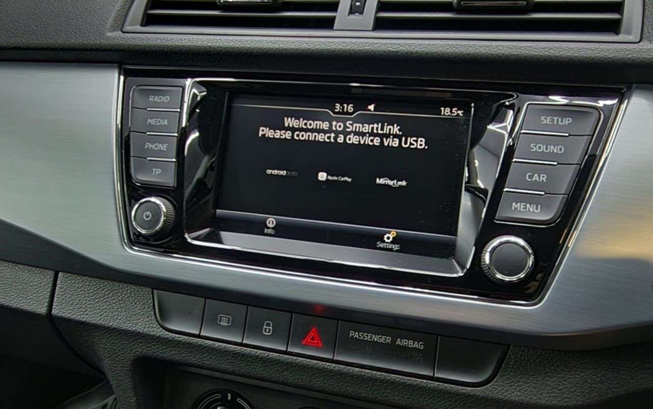 2018 SKODA FABIA 2018 SKODA FABIA