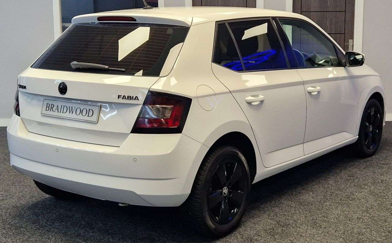 2018 SKODA FABIA 2018 SKODA FABIA