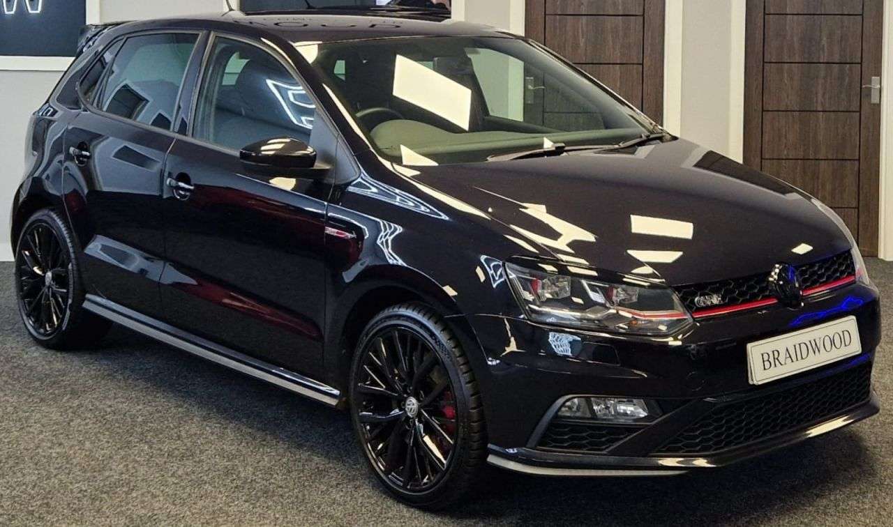A 2017 VOLKSWAGEN POLO 1.8 TSI GTI Hatchback 5dr Petrol Manual Euro 6 (s/s) (192 ps) A 2017 VOLKSWAGEN POLO 1.8 TSI GTI Hatchback 5dr Petrol Manual Euro 6 (s/s) (192 ps)