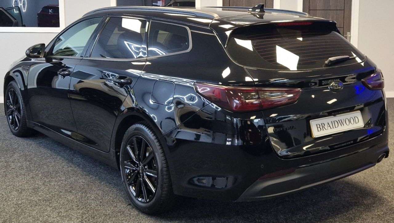 A 2019 KIA OPTIMA 1.6 CRDi 2 Sportswagon 5dr Diesel Manual Euro 6 (s/s) (134 bhp) A 2019 KIA OPTIMA 1.6 CRDi 2 Sportswagon 5dr Diesel Manual Euro 6 (s/s) (134 bhp)