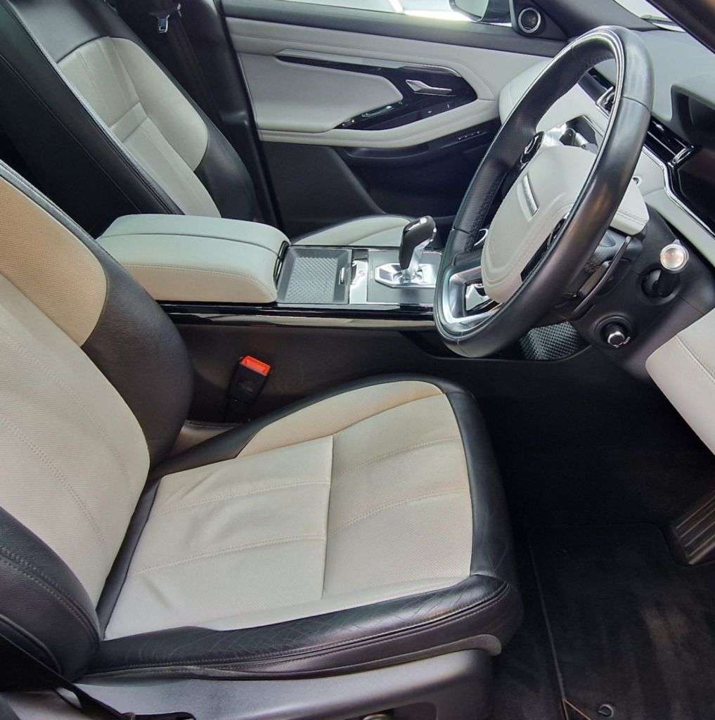 2019 LAND ROVER RANGE ROVER EVOQUE 2019 LAND ROVER RANGE ROVER EVOQUE