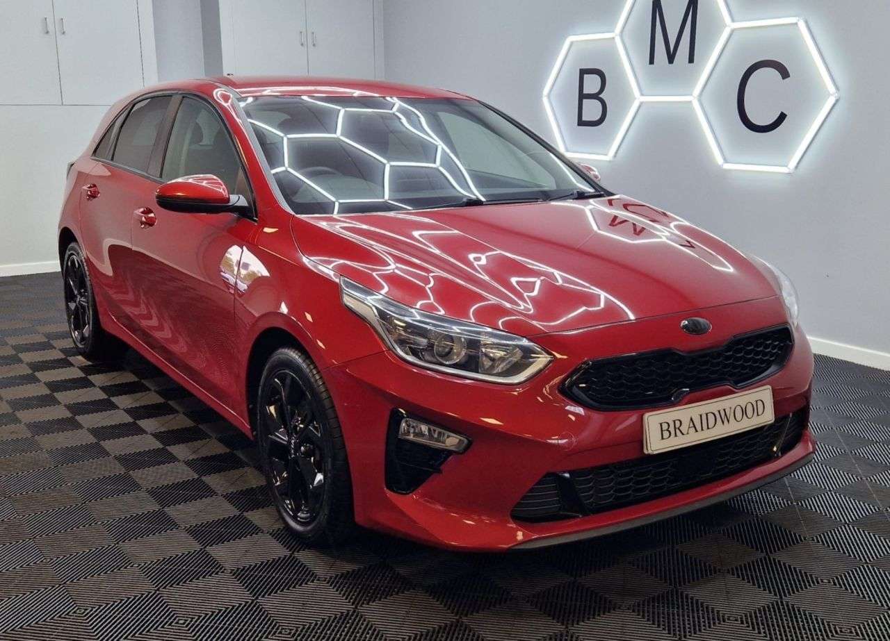 A 2019 KIA CEED 1.6 CRDi 3 Hatchback 5dr Diesel Manual Euro 6 (s/s) (114 bhp) A 2019 KIA CEED 1.6 CRDi 3 Hatchback 5dr Diesel Manual Euro 6 (s/s) (114 bhp)