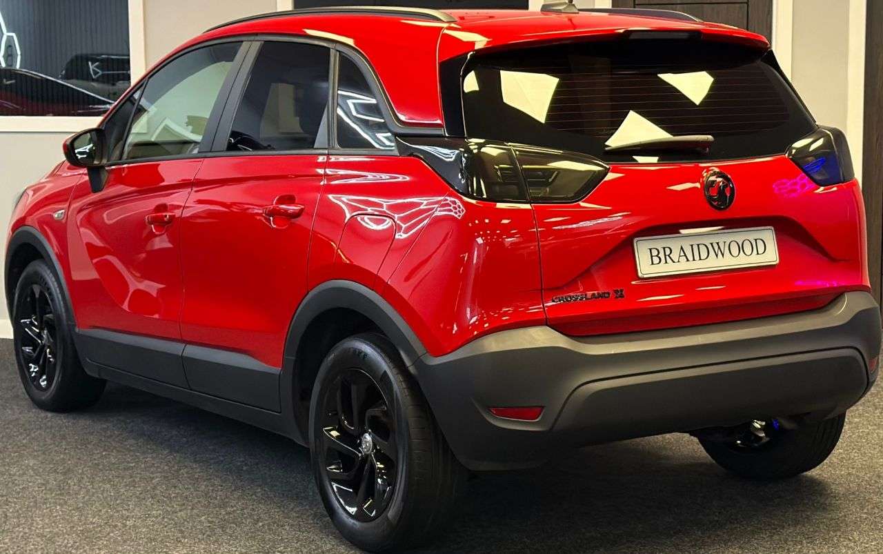 A 2018 VAUXHALL CROSSLAND X 1.2 SE SUV 5dr Petrol Manual Euro 6 (83 ps) A 2018 VAUXHALL CROSSLAND X 1.2 SE SUV 5dr Petrol Manual Euro 6 (83 ps)