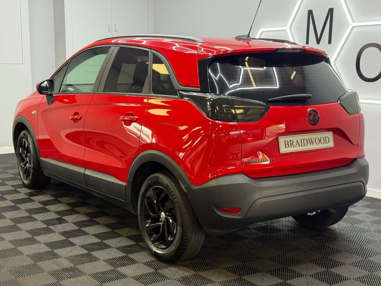 A 2018 VAUXHALL CROSSLAND X 1.2 SE SUV 5dr Petrol Manual Euro 6 (83 ps) A 2018 VAUXHALL CROSSLAND X 1.2 SE SUV 5dr Petrol Manual Euro 6 (83 ps)