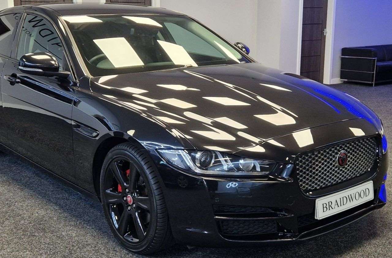2017 JAGUAR XE 2017 JAGUAR XE
