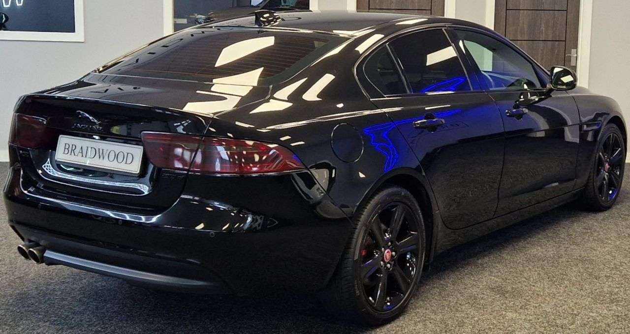 2017 JAGUAR XE 2017 JAGUAR XE