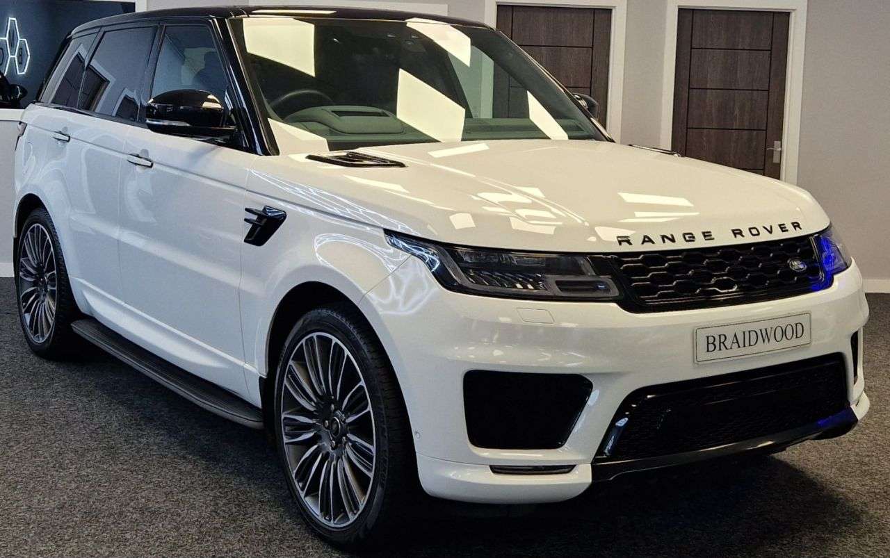 A 2021 LAND ROVER RANGE ROVER SPORT 3.0 D300 MHEV Autobiography Dynamic SUV 5dr Diesel Auto 4WD Euro 6 (s/s) (3 A 2021 LAND ROVER RANGE ROVER SPORT 3.0 D300 MHEV Autobiography Dynamic SUV 5dr Diesel Auto 4WD Euro 6 (s/s) (3