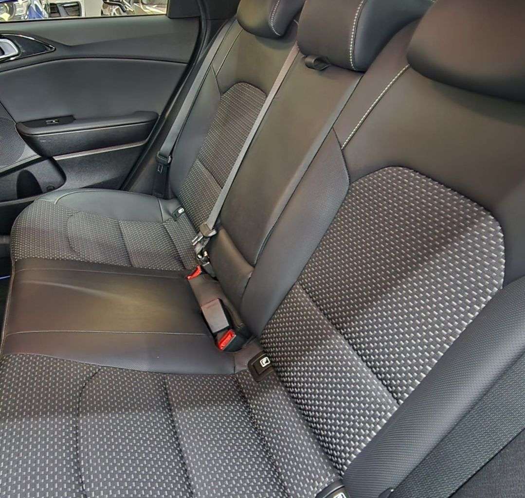 2021 KIA CEED 2021 KIA CEED