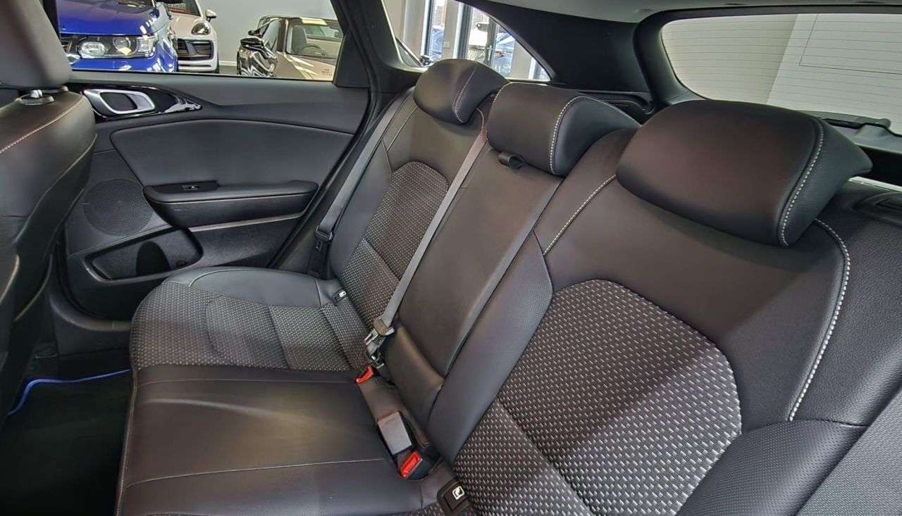 2021 KIA CEED 2021 KIA CEED