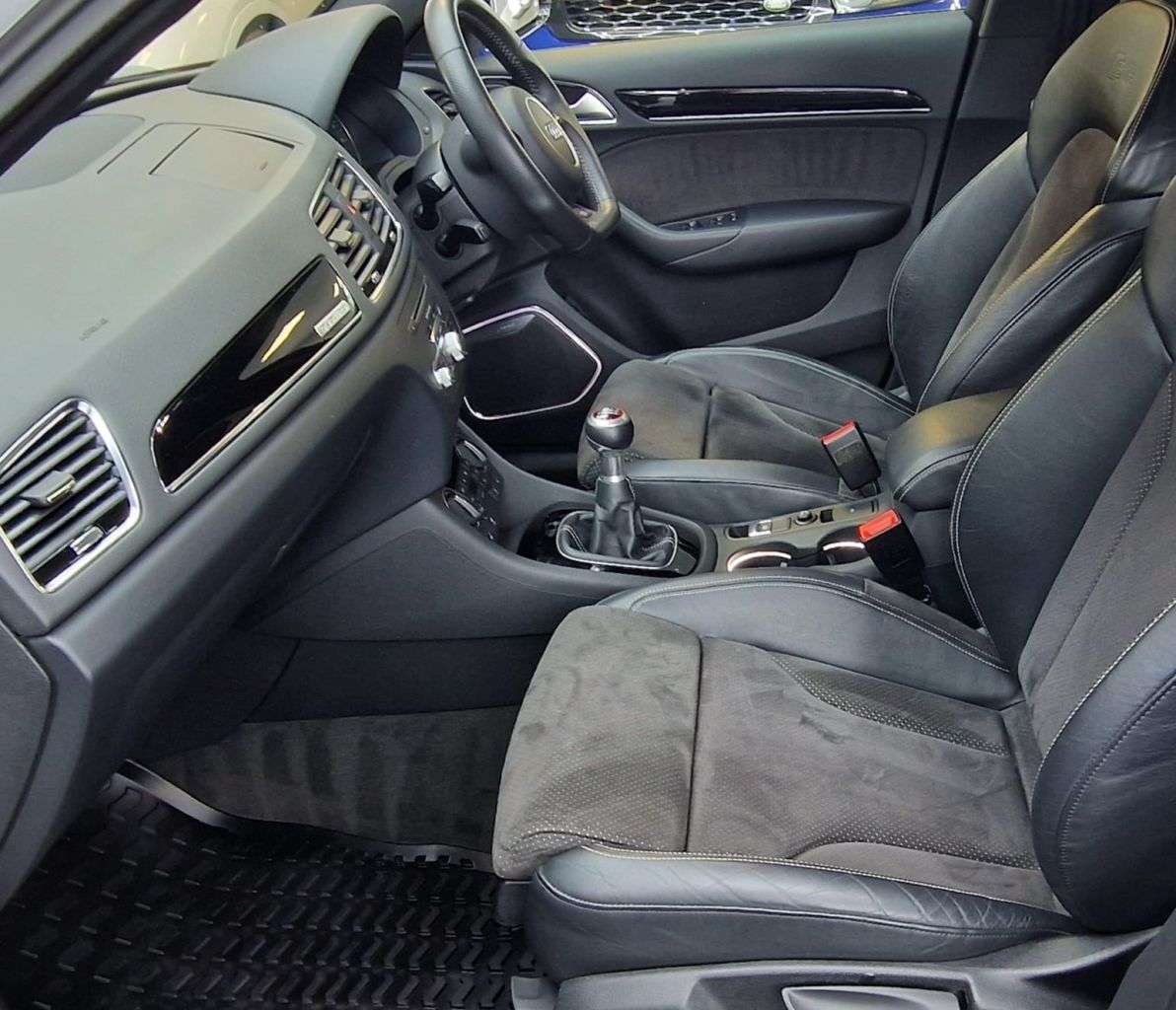 2017 AUDI Q3 2017 AUDI Q3