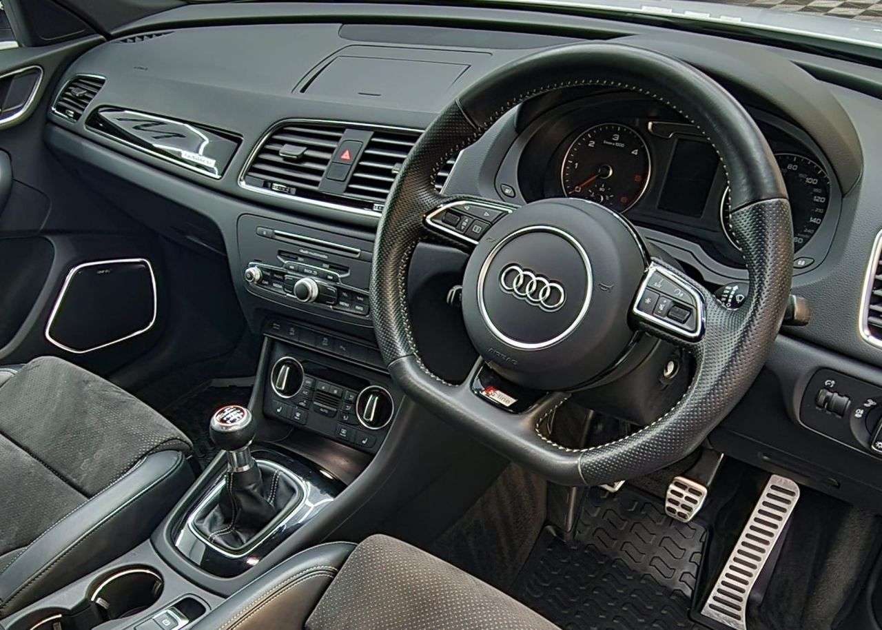 2017 AUDI Q3 2017 AUDI Q3