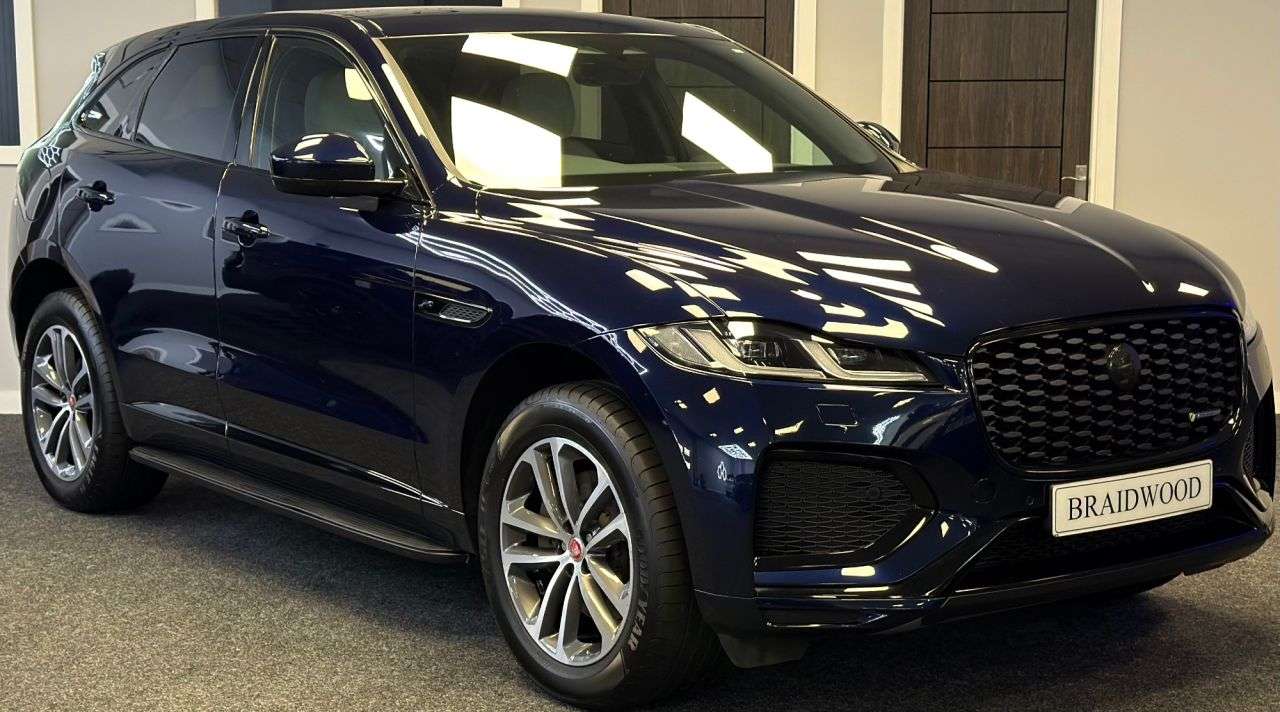 A 2022 JAGUAR F-PACE 2.0 D200 MHEV R-Dynamic S SUV 5dr Diesel Auto AWD Euro 6 (s/s) (204 ps) A 2022 JAGUAR F-PACE 2.0 D200 MHEV R-Dynamic S SUV 5dr Diesel Auto AWD Euro 6 (s/s) (204 ps)