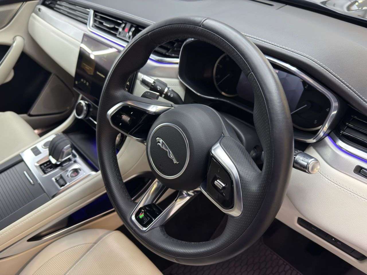 2022 JAGUAR F-PACE 2022 JAGUAR F-PACE